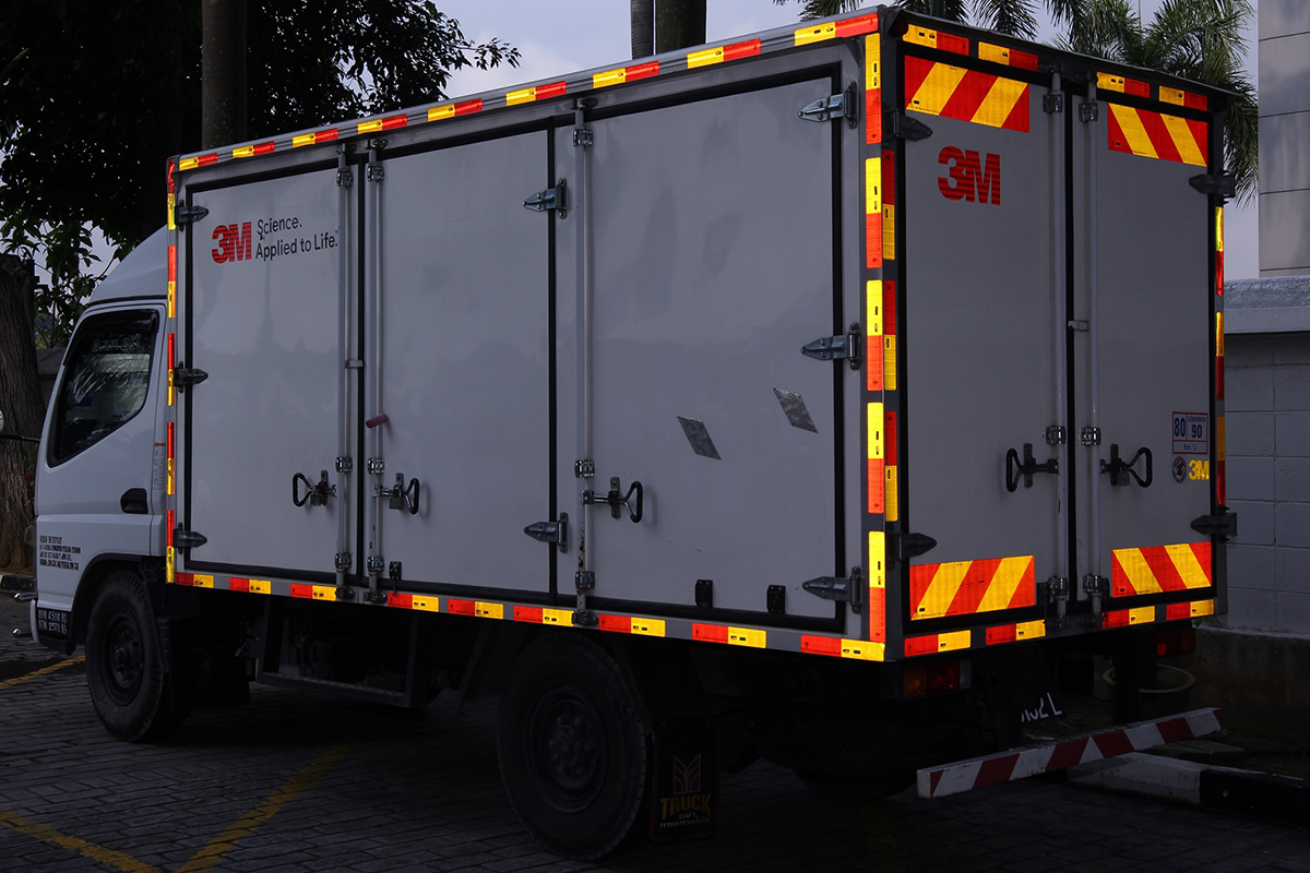 Professional Reflective Stickers printing services Professional Reflective Stickers printing services